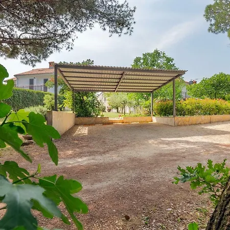 Luna Apartment Porec